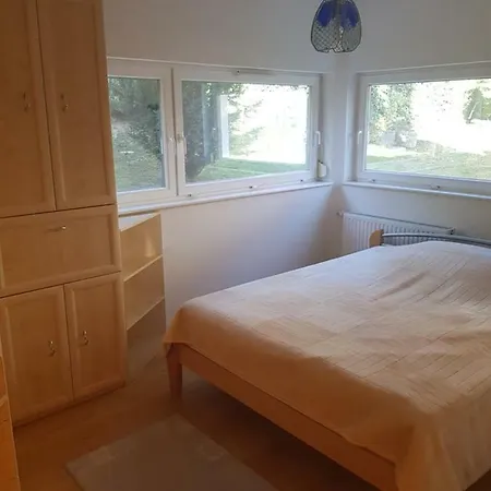 Sofi Apartman *