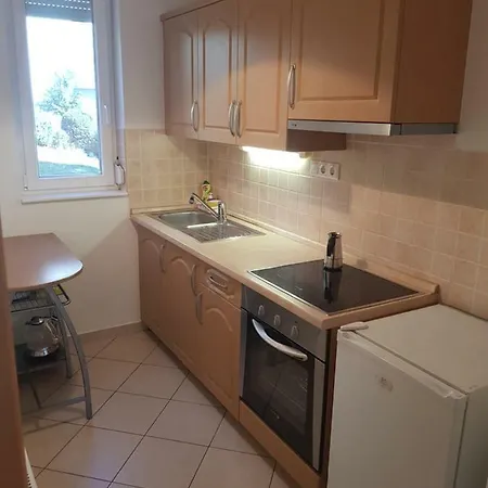 아파트 Sofi Apartman