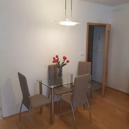 Sofi Apartman 아파트 *
